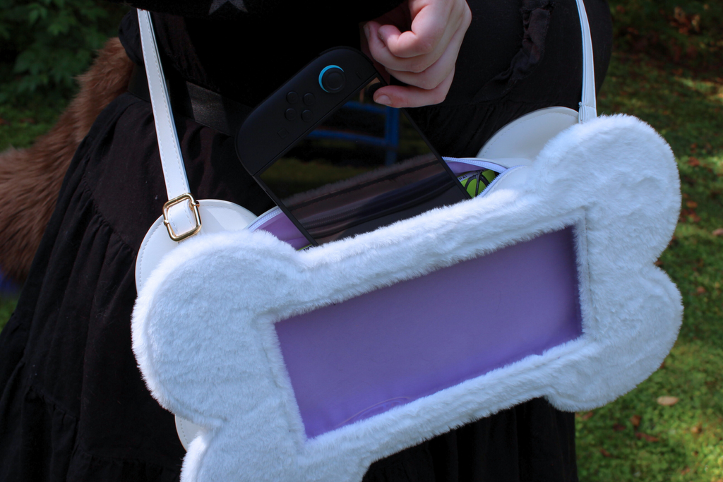 (White) Doggie Bone Ita Bag - B-GRADE LEFTOVERS