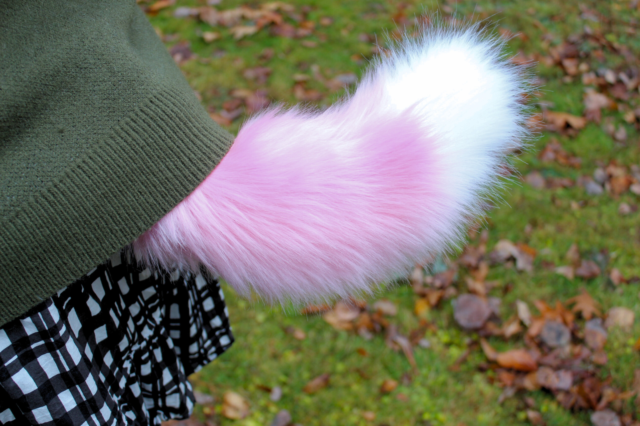 Premade Bontail "Show Tail" Sleeves