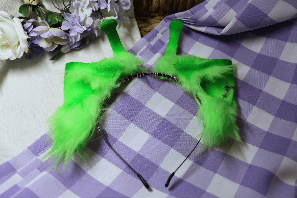 DISCOUNTED Alien Kitty Ears - puppypilled