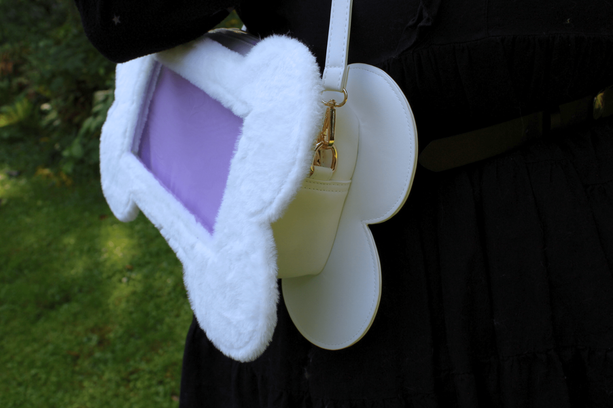 (White) Doggie Bone Ita Bag - B - GRADE LEFTOVERS - puppypilled