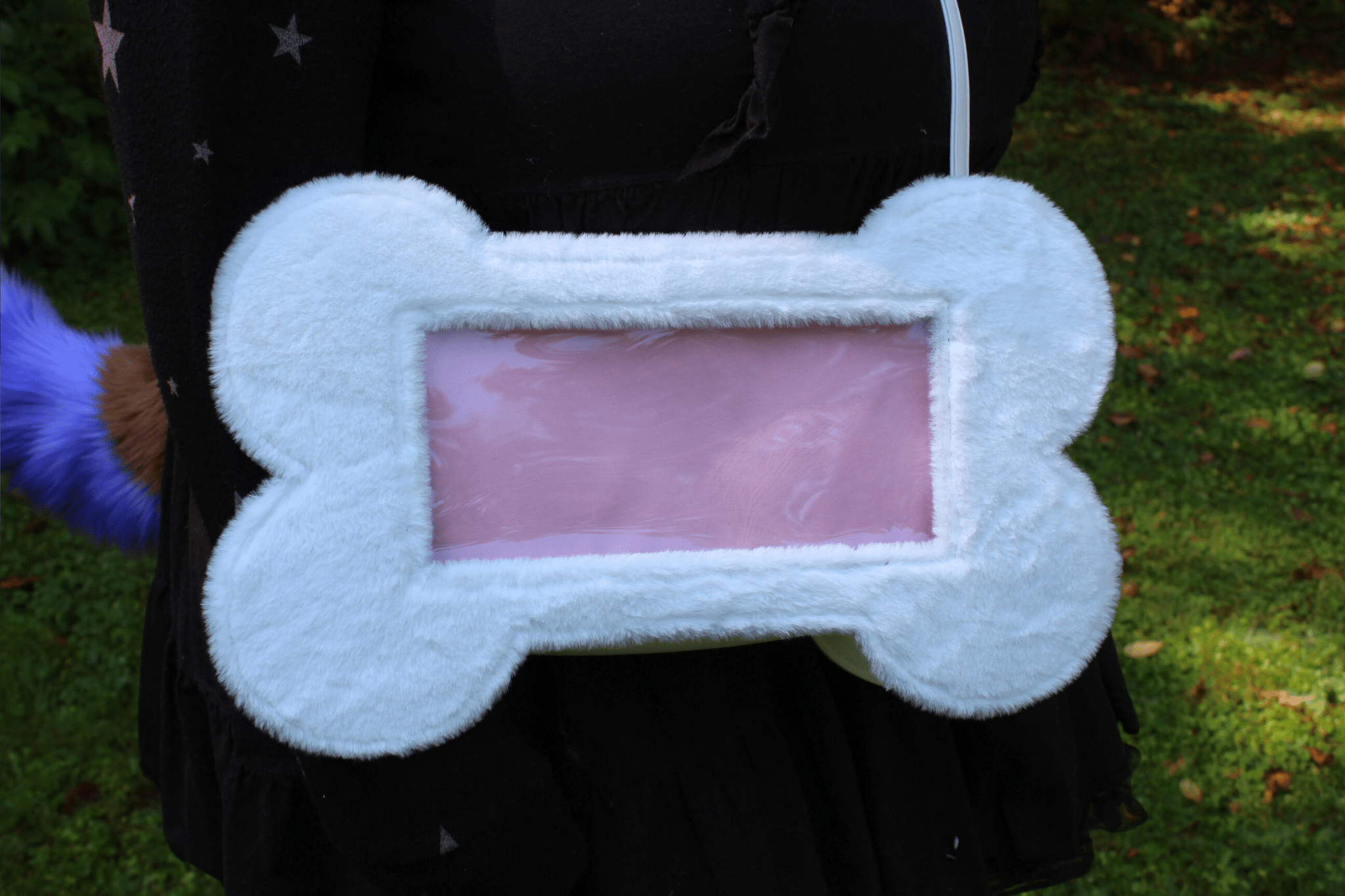 (White) Doggie Bone Ita Bag - B - GRADE LEFTOVERS - puppypilled