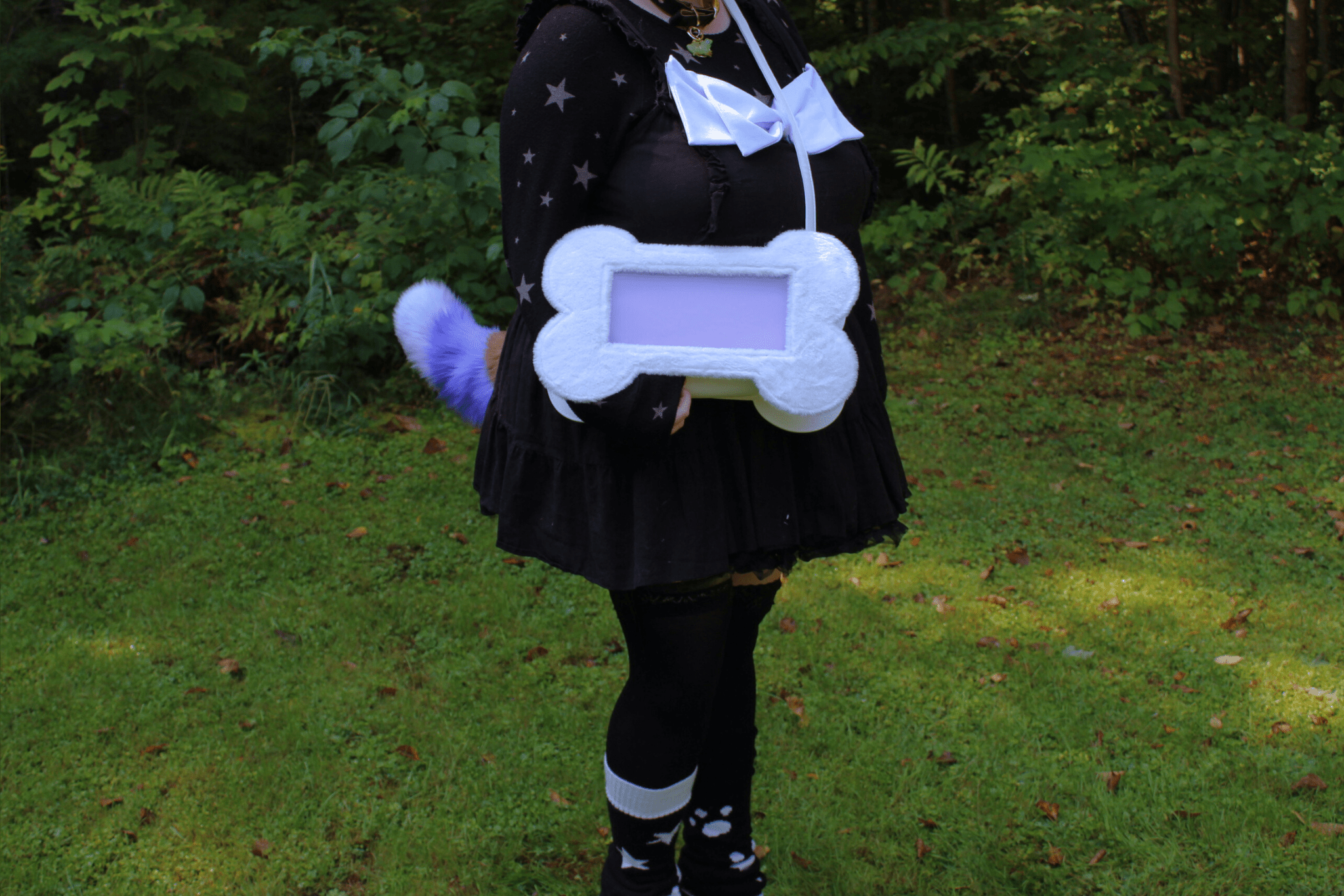 (White) Doggie Bone Ita Bag - B - GRADE LEFTOVERS - puppypilled